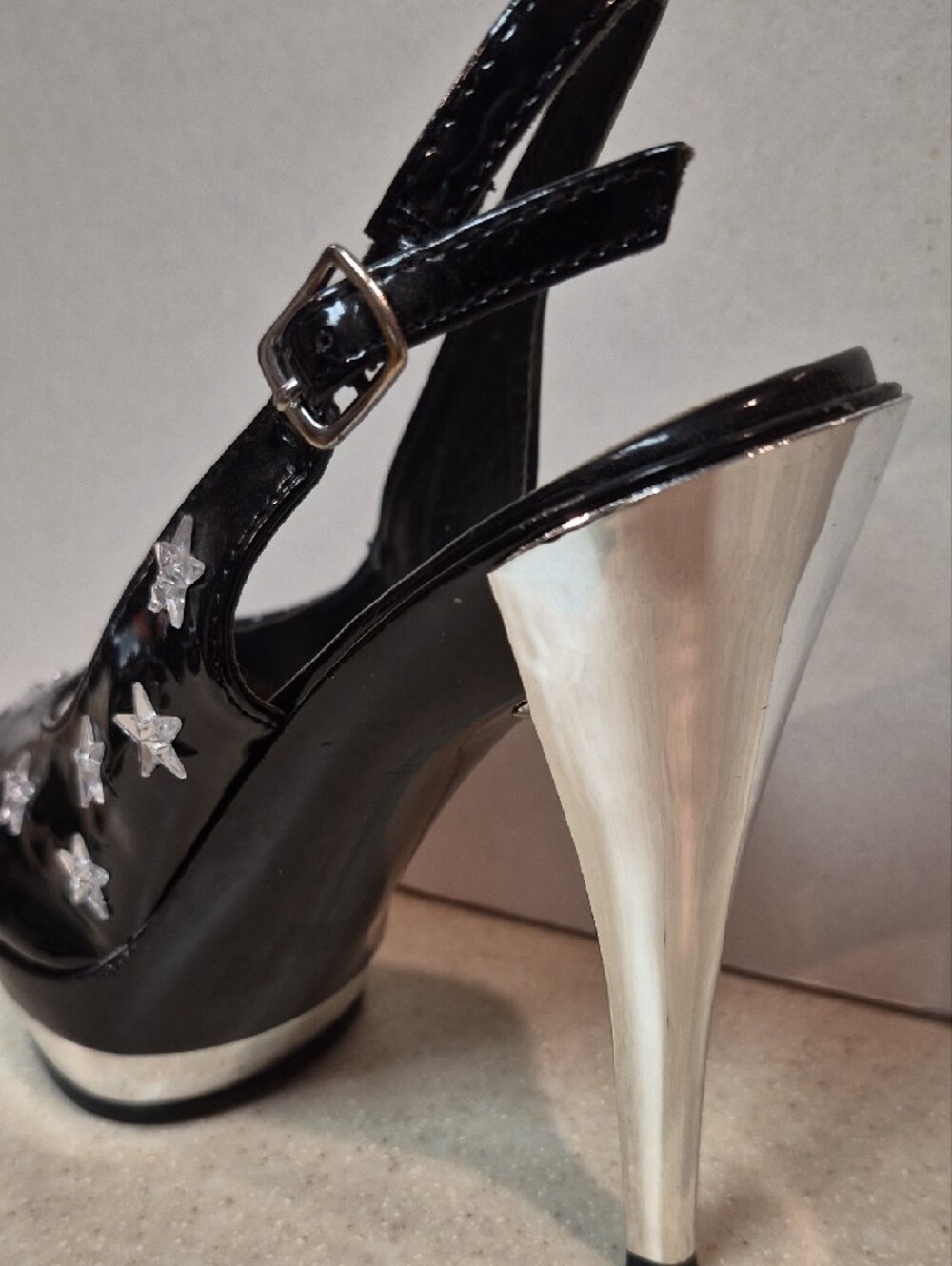 Ellie Skylar Star Platform Sandals Black Patent Holographic Peep Toe Size 8 - Picture 10 of 16